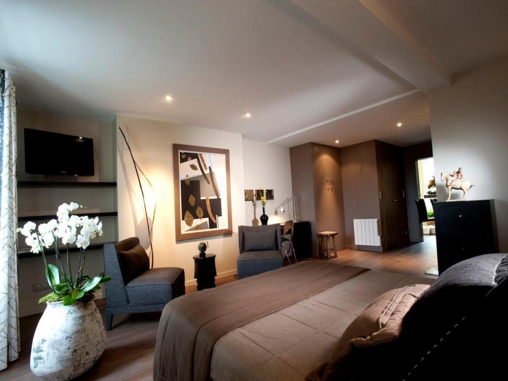Villa 13 Limoges Bilik gambar